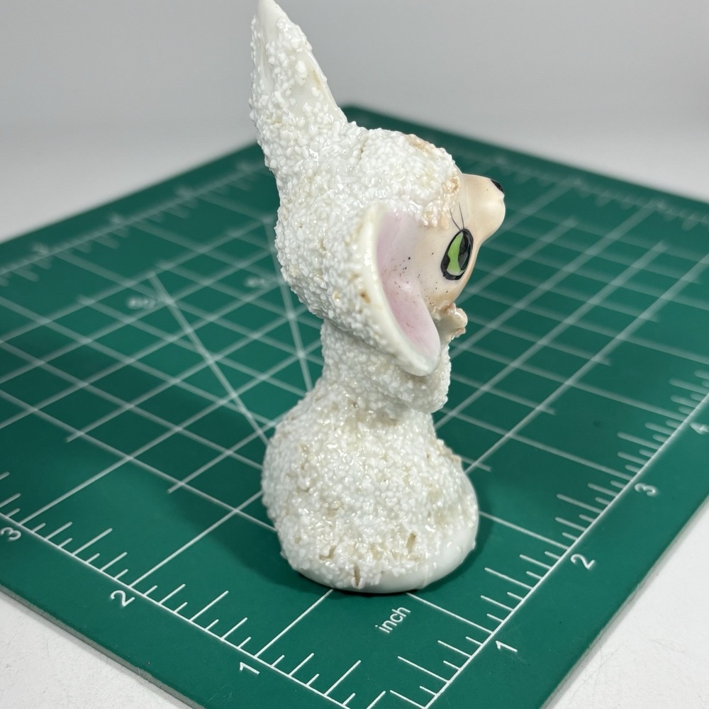 Vintage Pretty Funny Mouse Figurine Popcorn Finish 3 1/4"  Japan Anthropomorphic - Picture 3 of 6